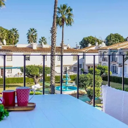 Pink Jardin Apartment