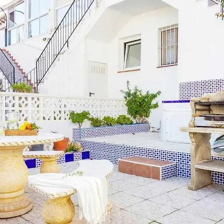 Pink Jardin Apartment Torrevieja
